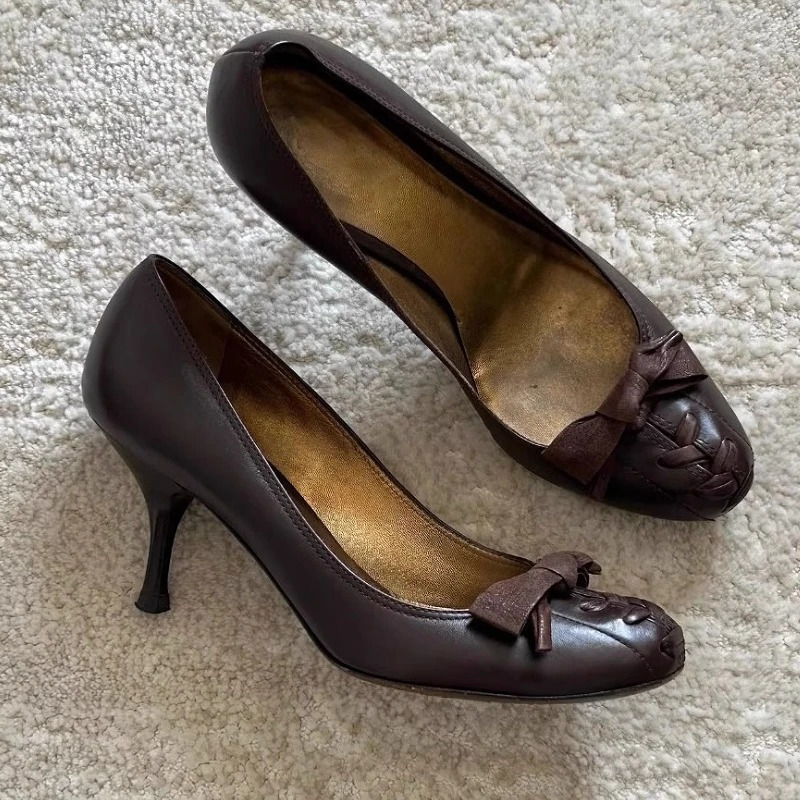 Street Fashion Brands - Fashion Designe Women Pumps Retro Round