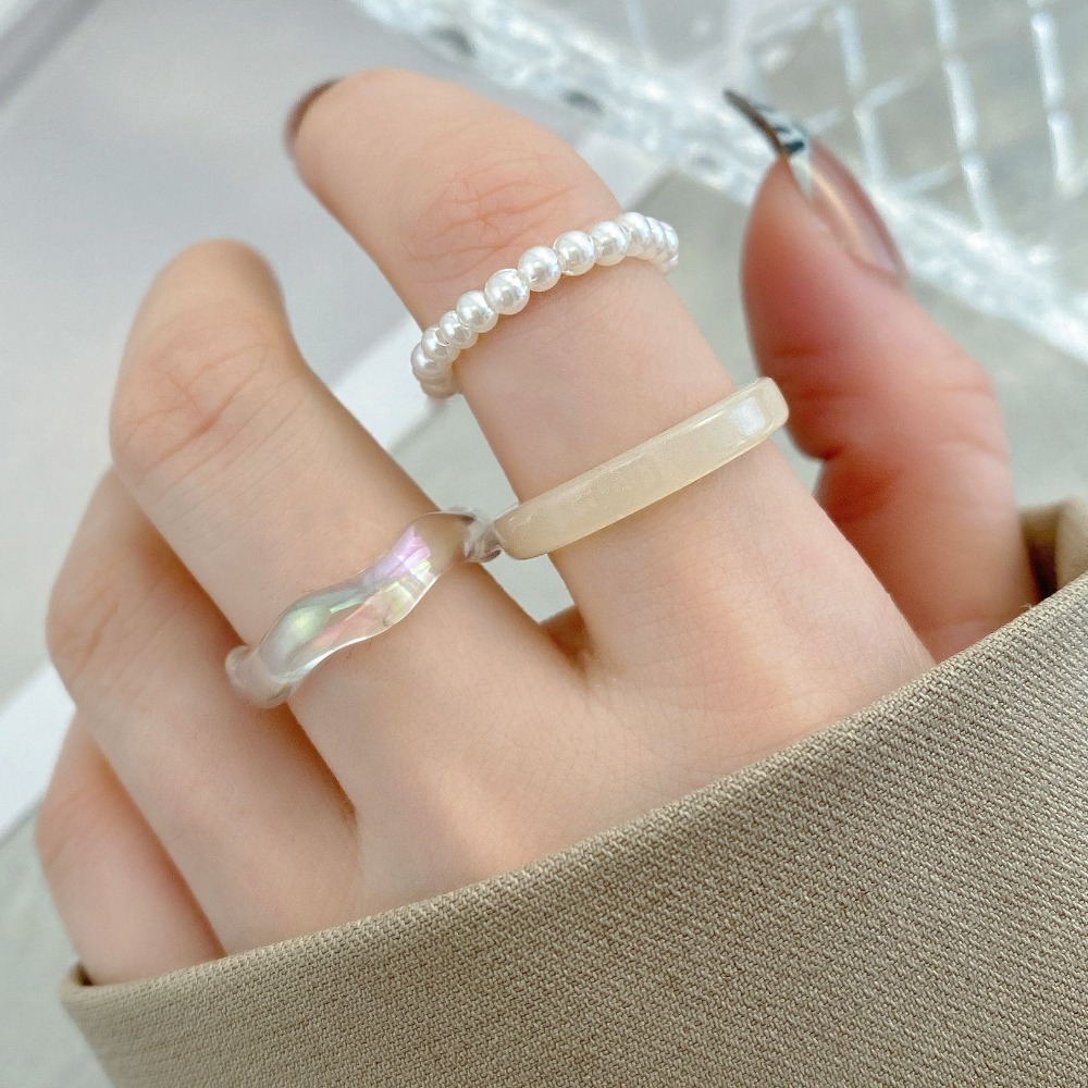 Acrylic Minimalist Accessories - Street Fashion Essentials 评论和价格